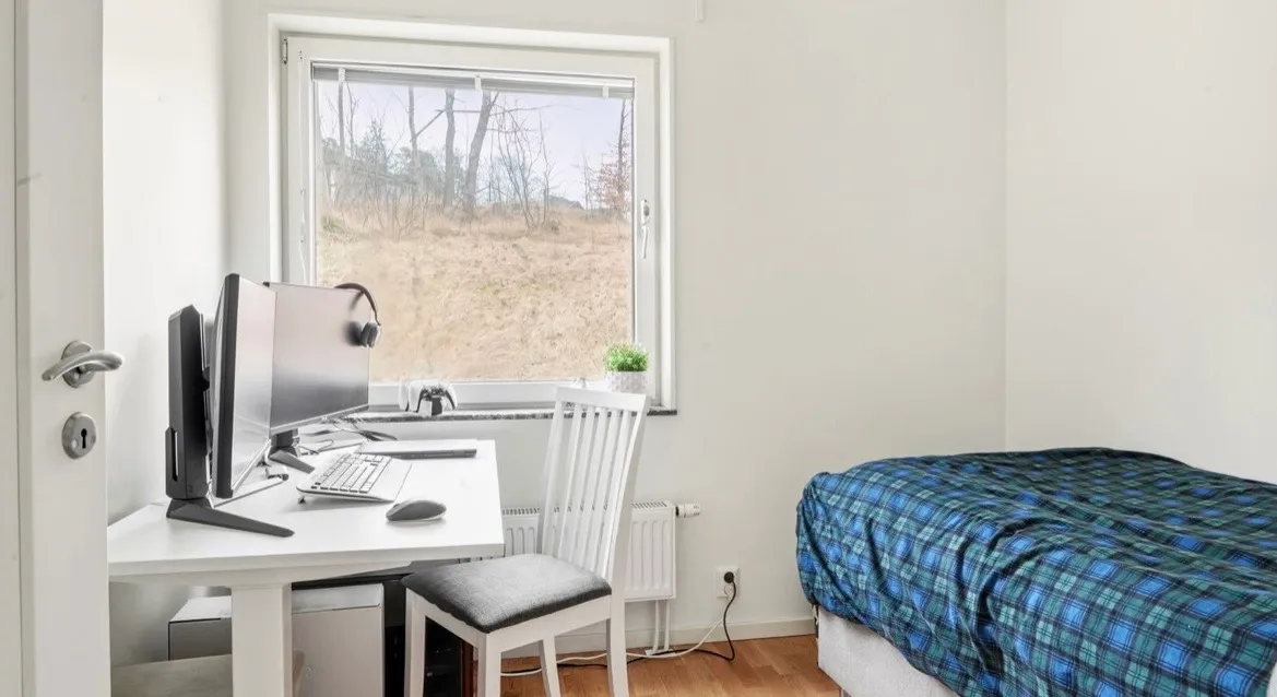 4-room apartment in Olofstorp, Bergums Prästgårdsbacke - image 1