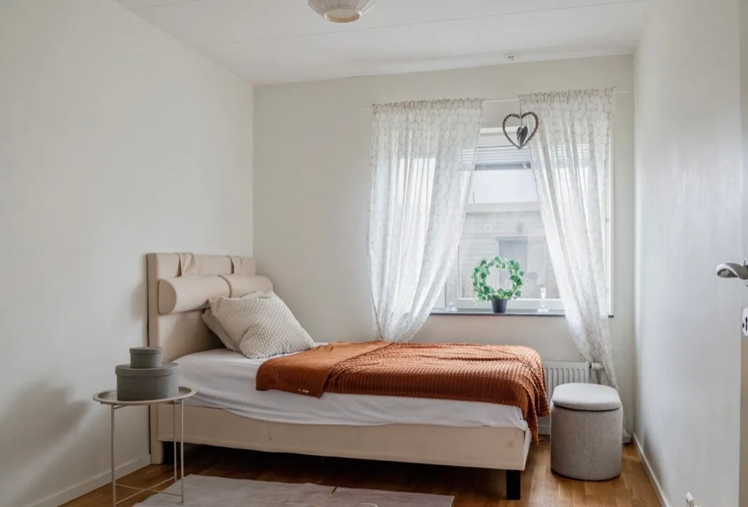 4-room apartment in Olofstorp, Bergums Prästgårdsbacke - image 3