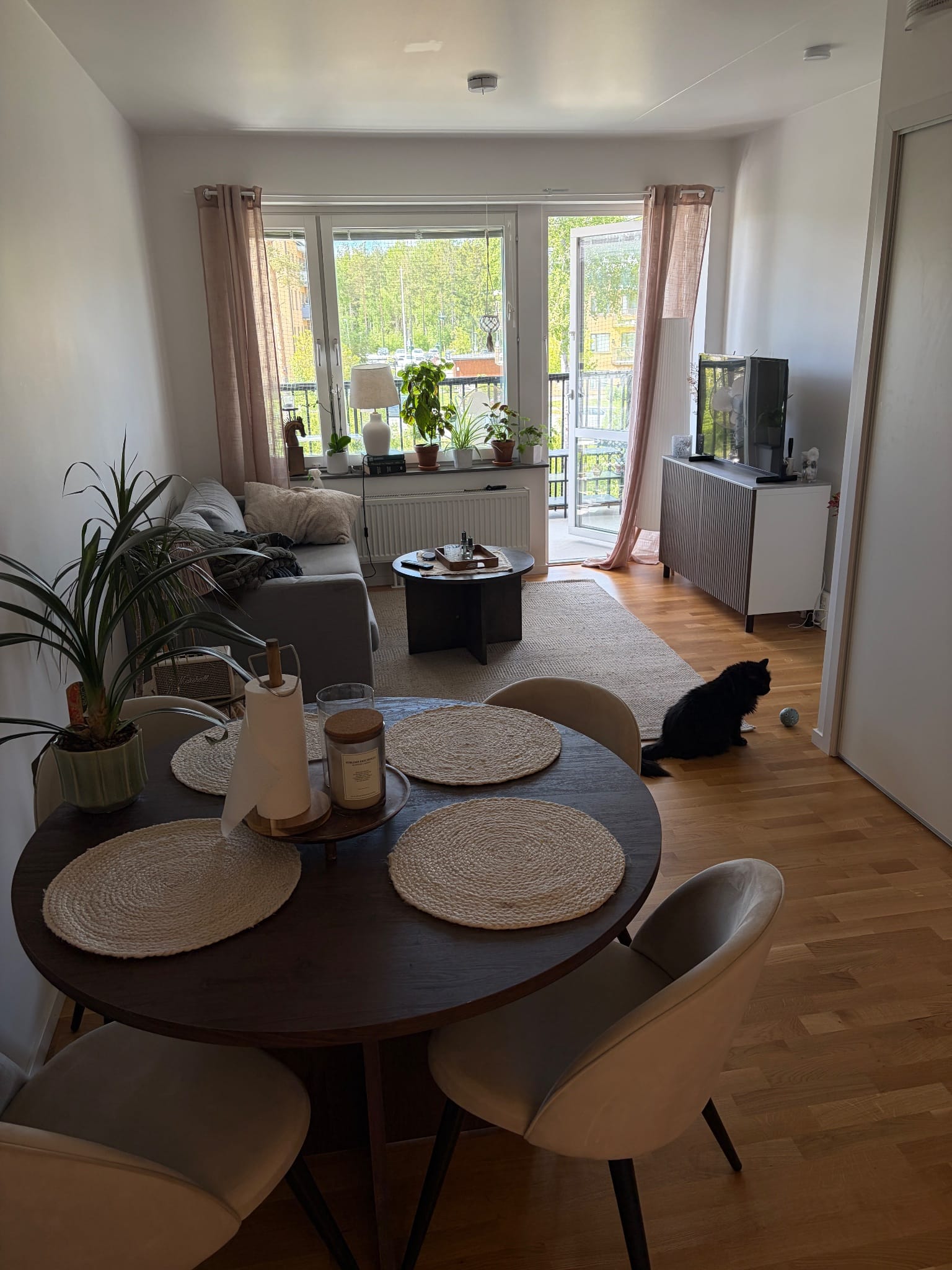2-rumslägenhet i Bro, Husbytorpsvägen - bild 1