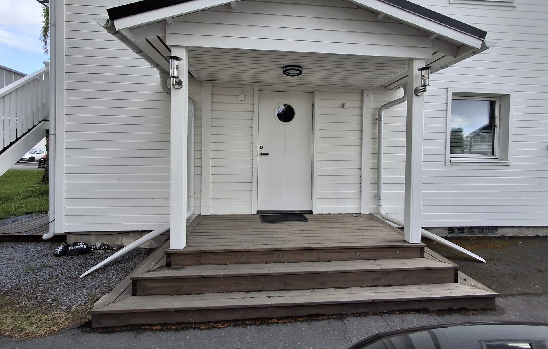 5-rumshus i Södra Sunderbyn, Sunderbyvägen - bild 1