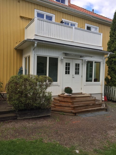 1-rumslägenhet i Länna, Almungevägen  - bild 2