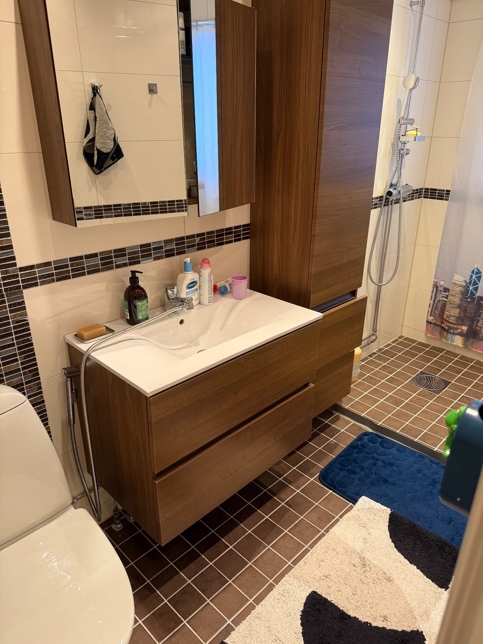 5-room house in Handen, Vallavägen - image 2