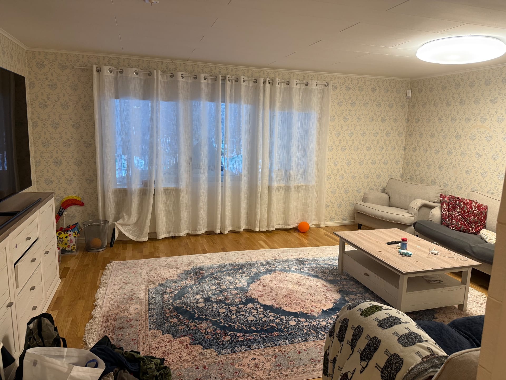 5-room house in Handen, Vallavägen - image 1