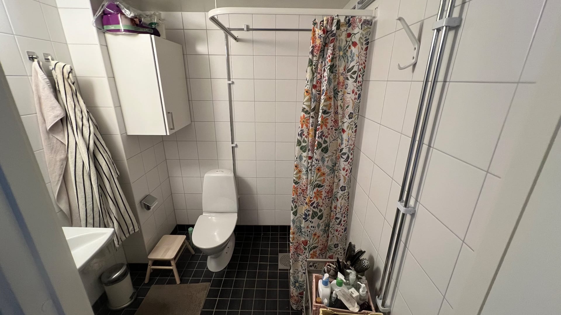 1-room apartment in Älvsjö, Mässvägen - image 3