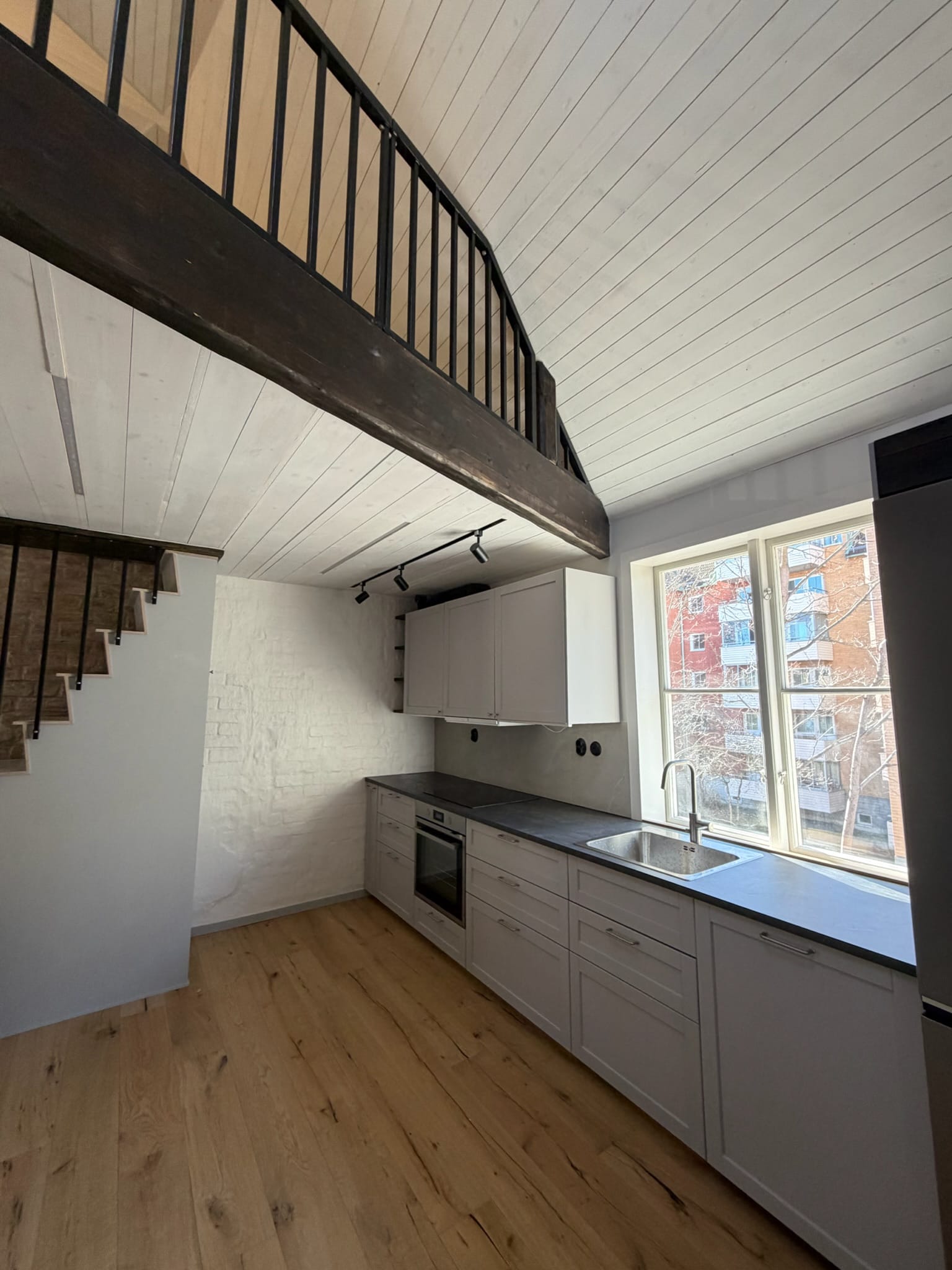 2-rumshus i Södertälje, Kullmansgatan - bild 1