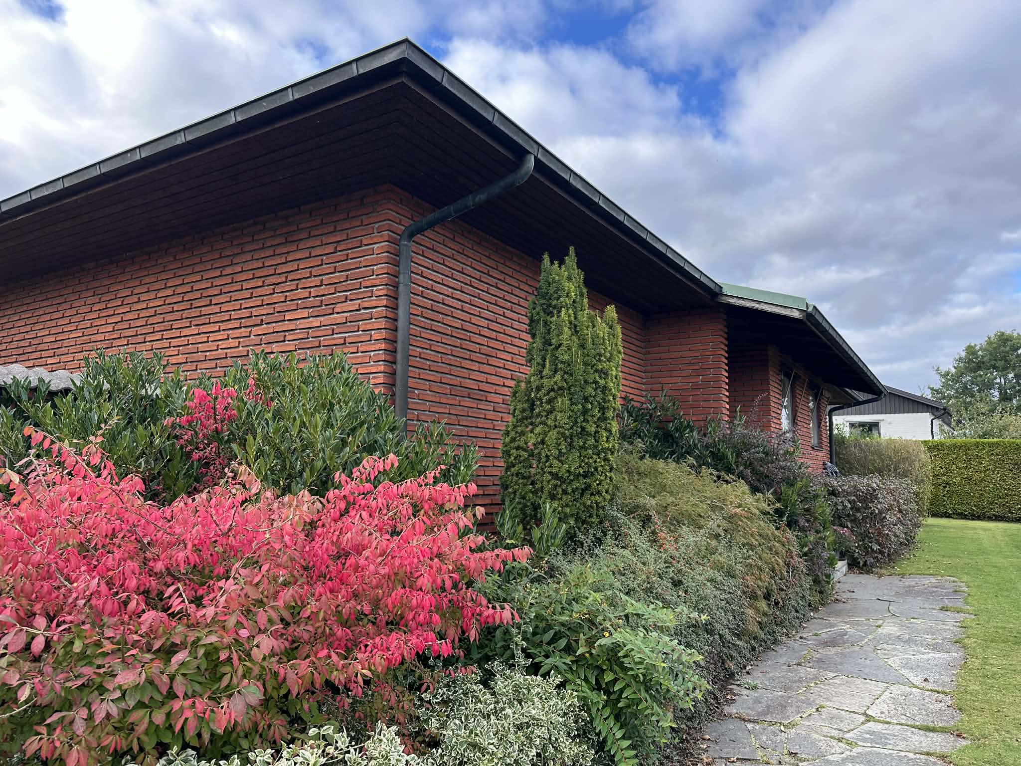 10-room house in Förslöv, Sandbäcksvägen - image 1