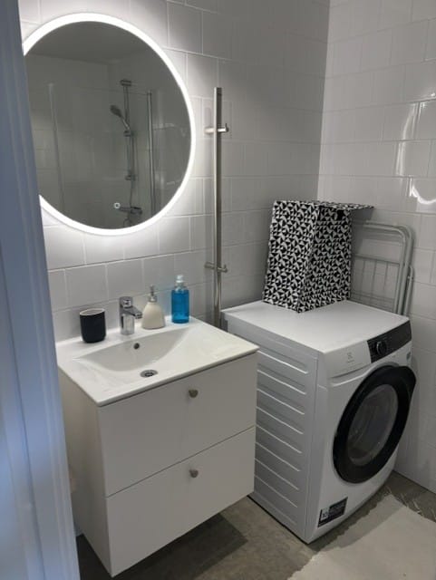 2-rumslägenhet i Danderyd, Skogsslingan - bild 3 2-rumslägenhet i Danderyd, Skogsslingan - bild 3