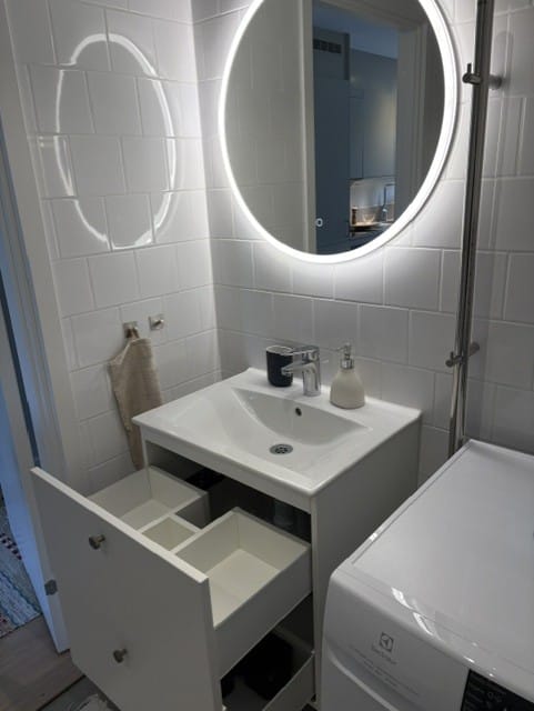 2-rumslägenhet i Danderyd, Skogsslingan - bild 5 2-rumslägenhet i Danderyd, Skogsslingan - bild 5
