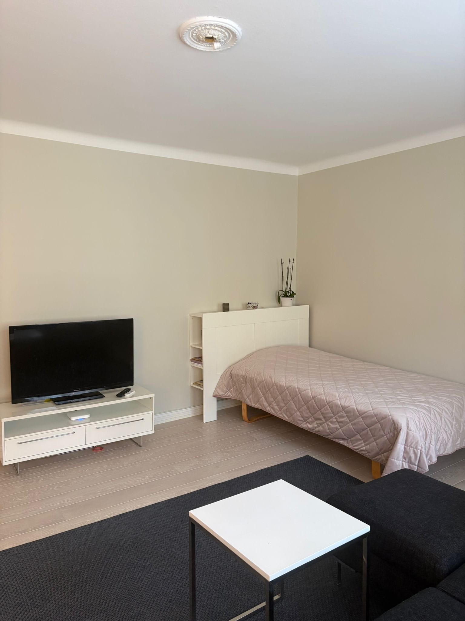 1-rumslägenhet i Södertälje, Kringelvägen - bild 2 1-rumslägenhet i Södertälje, Kringelvägen - bild 2