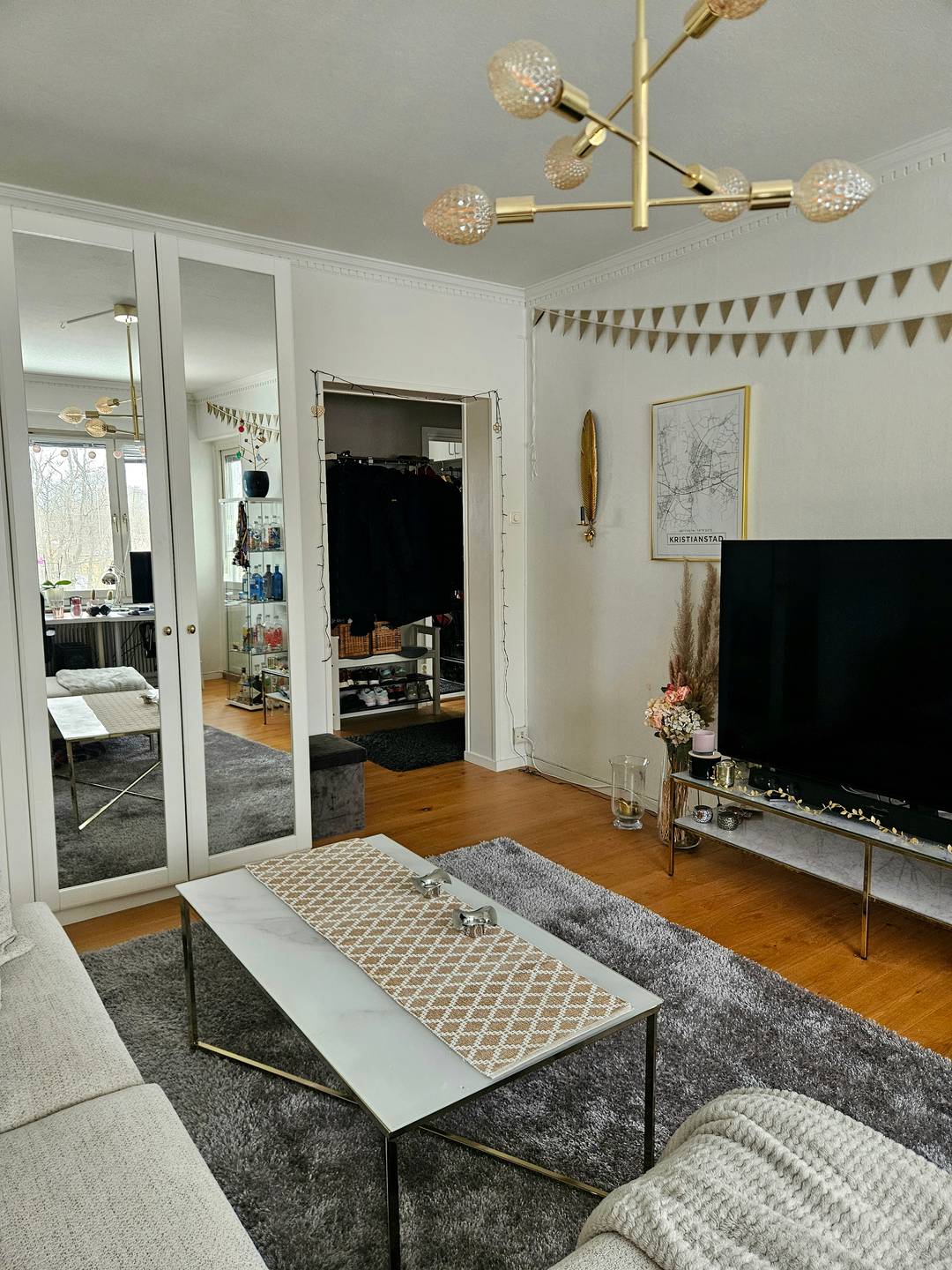 2.5-room apartment in Göteborg, Golvläggaregatan - image 2