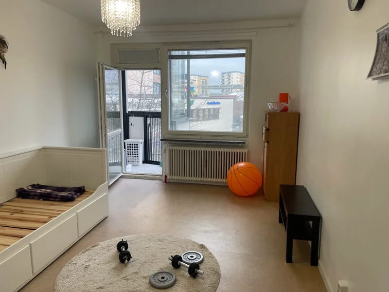1-room apartment in Vällingby, Vittangigatan - image 4
