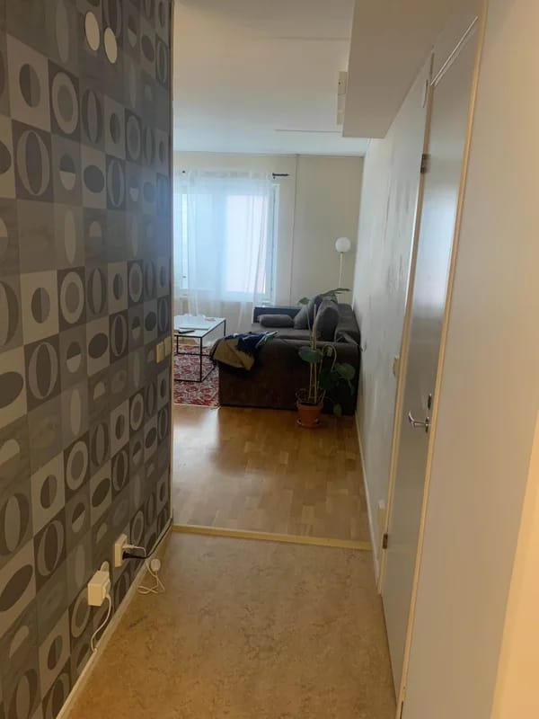 2-room apartment in Sundbyberg, Mjölnerbacken - image 1
