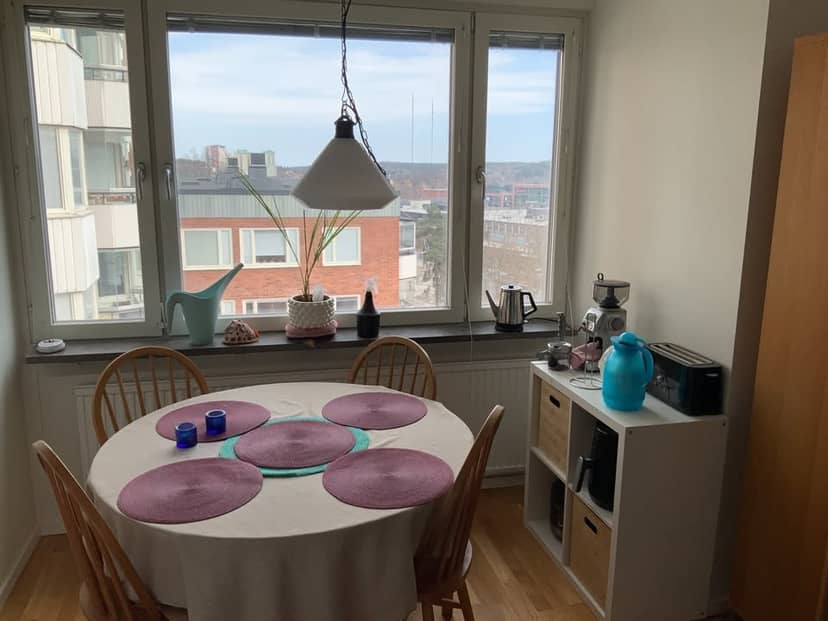 1-rumsrum i Nacka, Alphyddevägen - bild 3