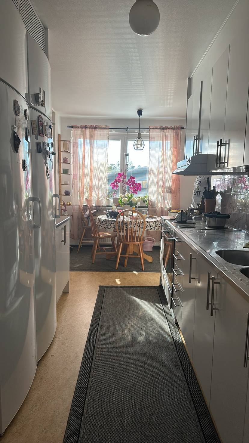 1-room apartment in Skärholmen, Idholmsvägen - image 3