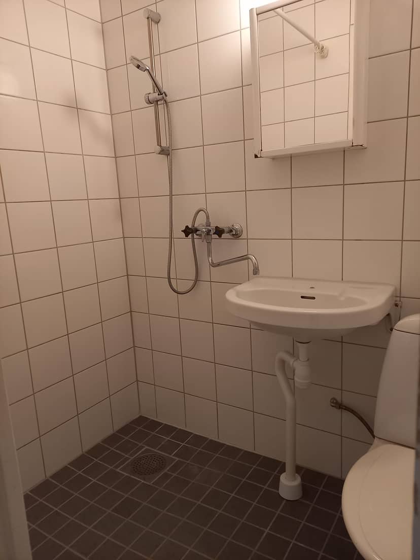 1-room apartment in Sandviken, Sveavägen - image 2