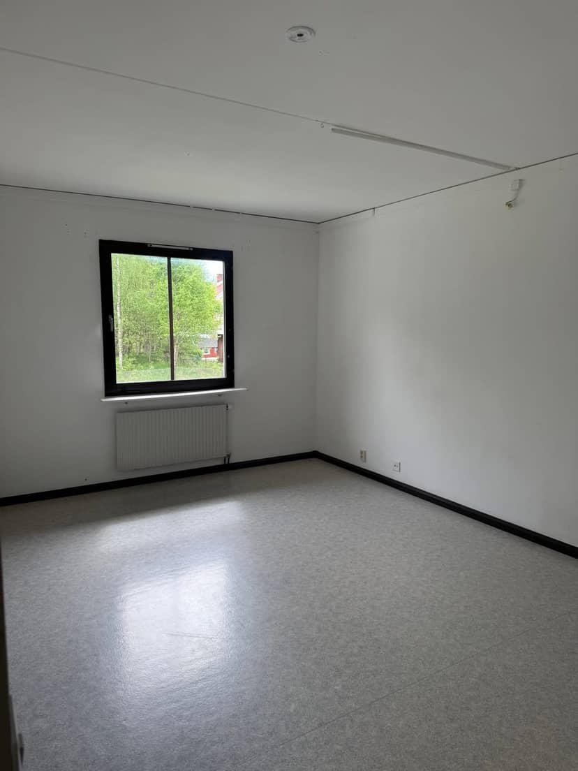 3-room apartment in Edsvalla, Edsvallavägen - image 4