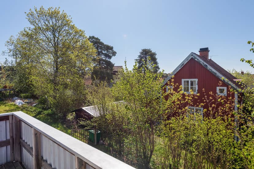 5-room house in Hallstavik, Carl Wahrens väg - image 3